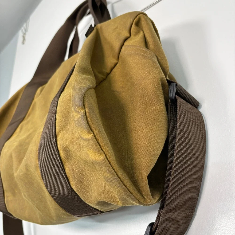 Filson Mens Duffle Bag One Size Dark Tan Brown Waxed Canvas Travel Gym Luggage